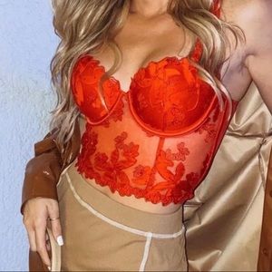 Red Floral Lace Bustier / Corset❤️